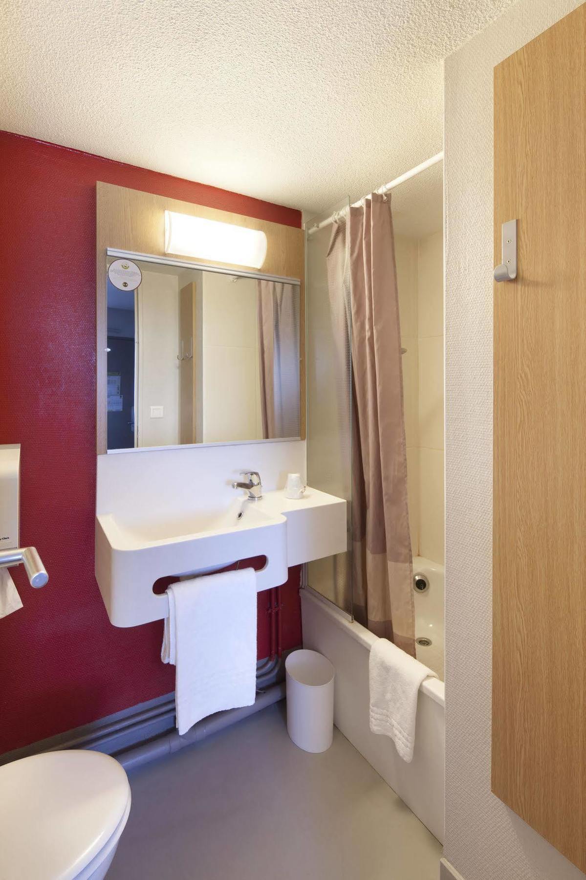 B&B Hotel Toulon La Seyne Sur Mer Luaran gambar